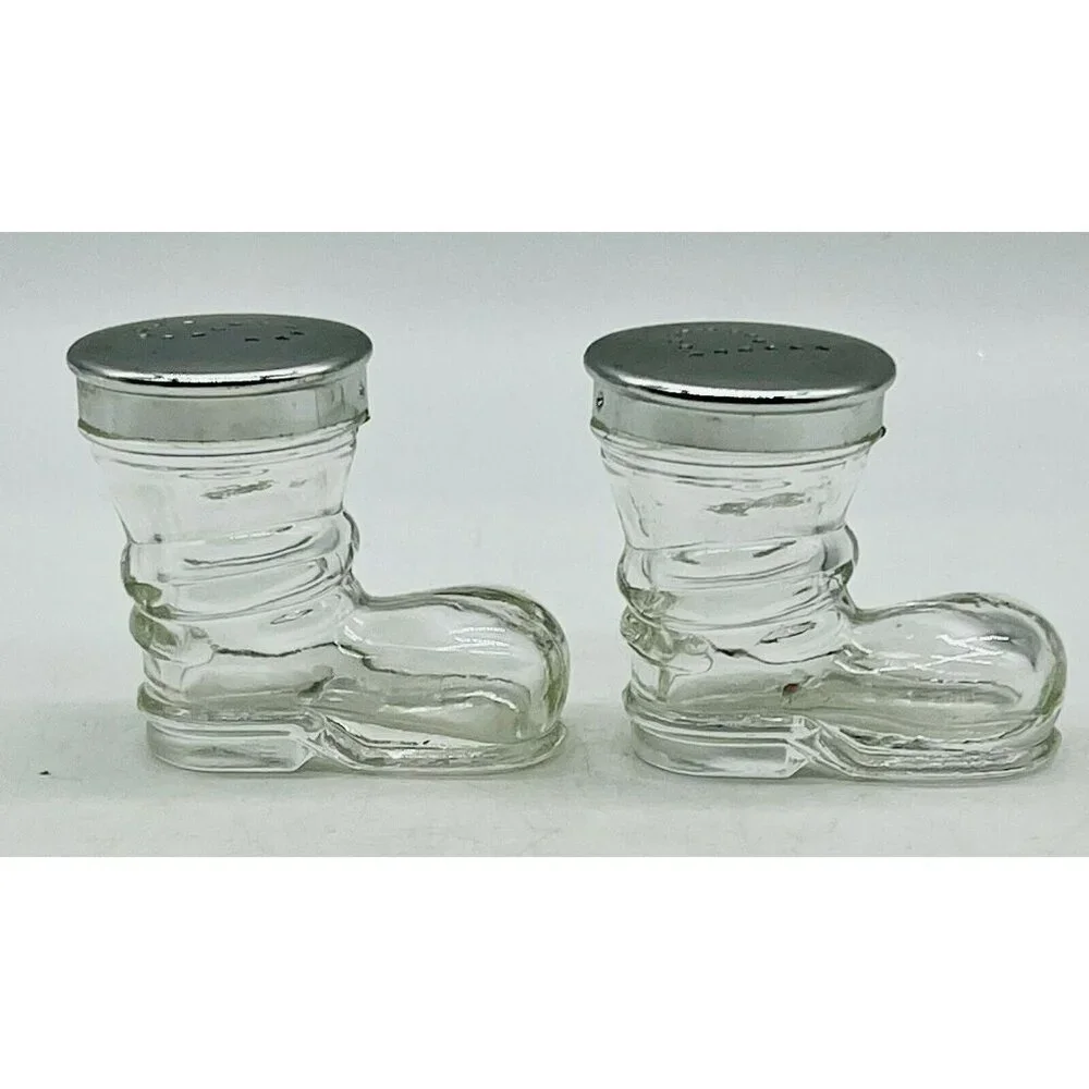 Vintage‎ Clear Glass Boots Shoes Salt Pepper Shaker Set Santa Silver Tops 2 inch